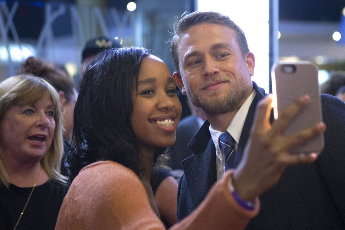Charlie Hunnam: pic #931965