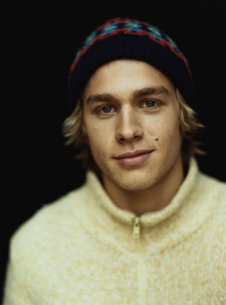 Charlie Hunnam: pic #521839