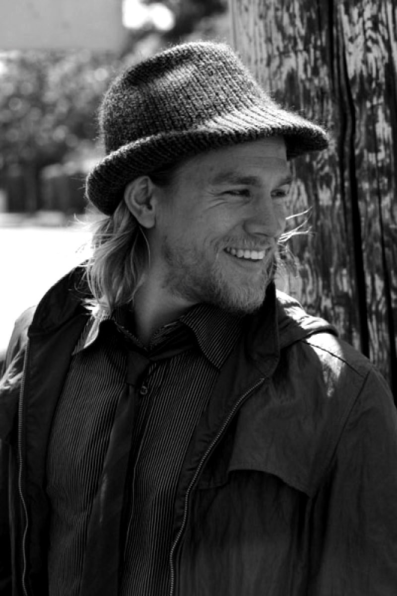 Charlie Hunnam: pic #522718