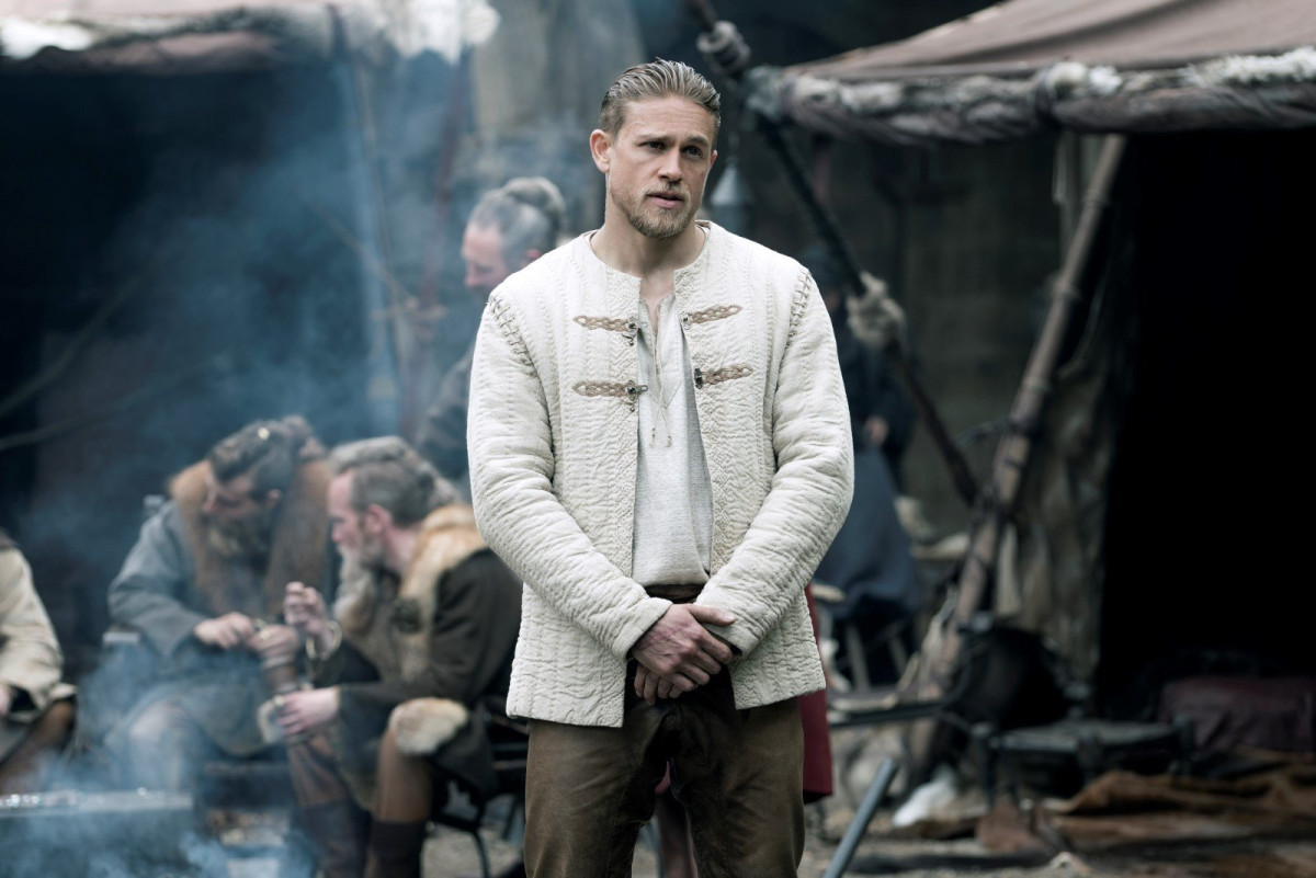 Charlie Hunnam: pic #921225