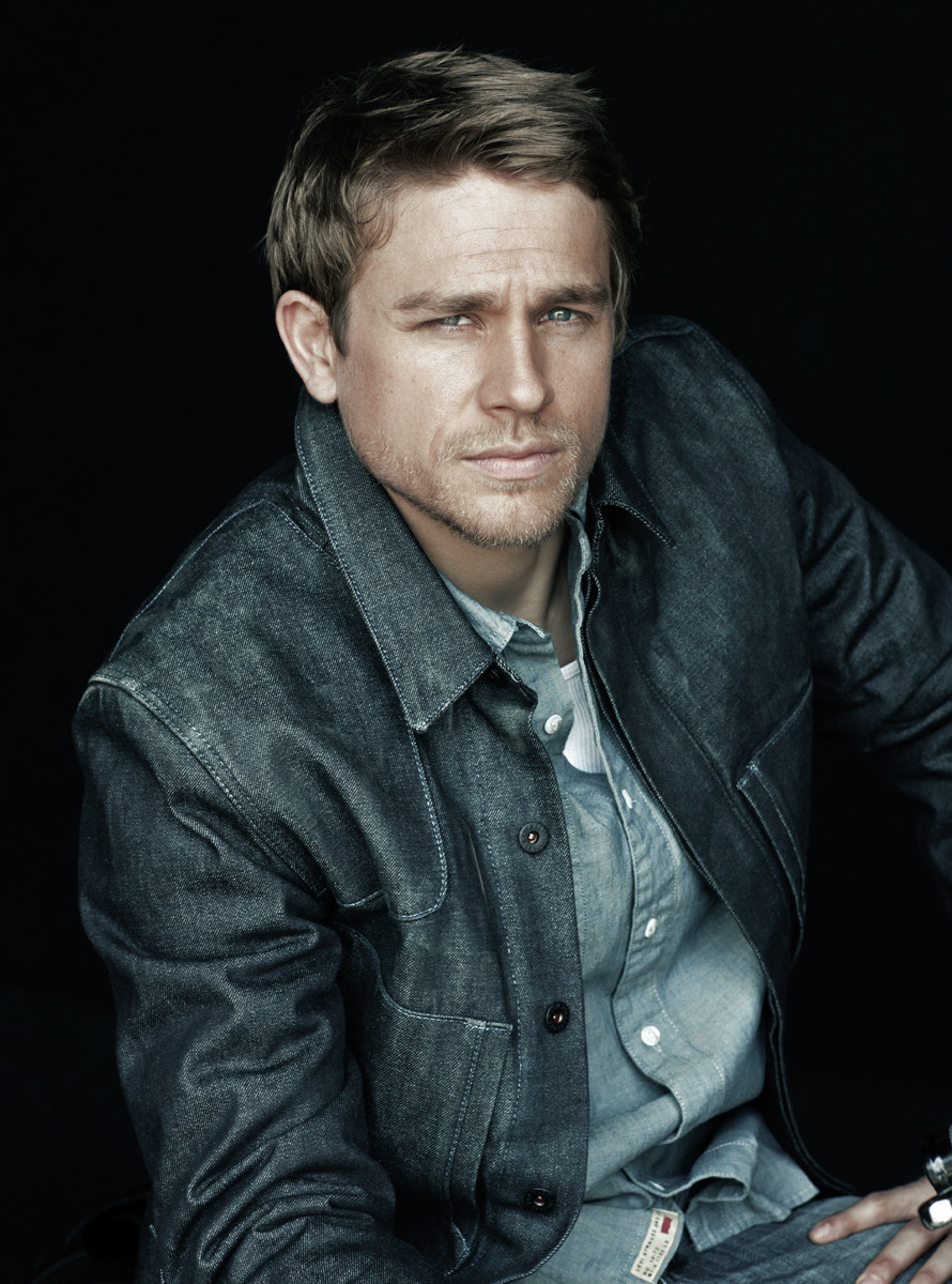 Charlie Hunnam: pic #645112