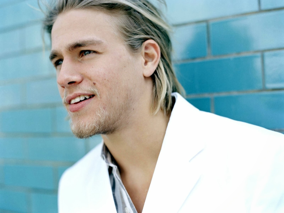 Charlie Hunnam: pic #645124