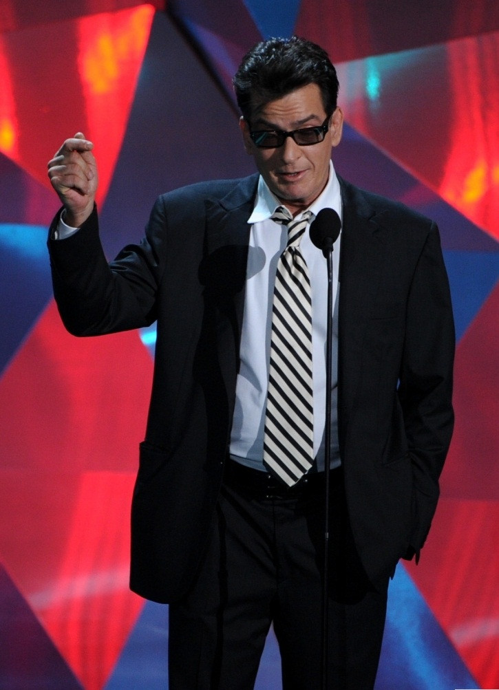 Charlie Sheen: pic #498185