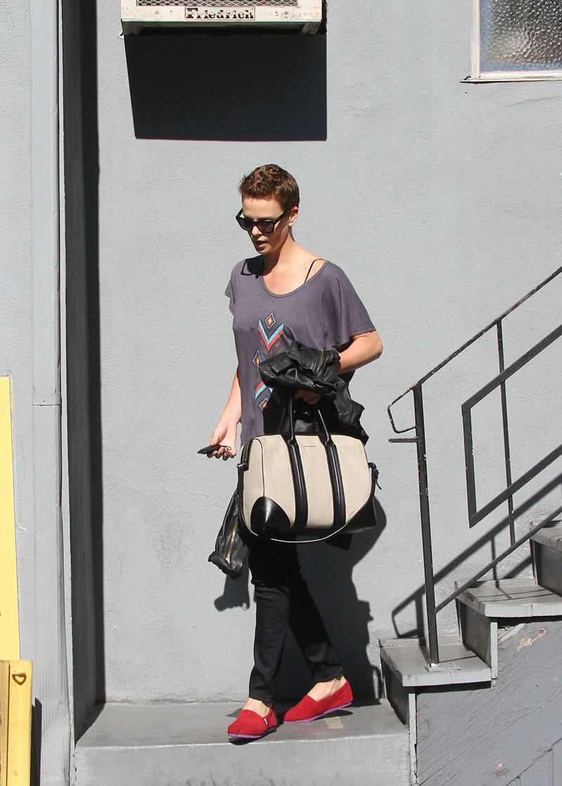 Charlize Theron: pic #573424