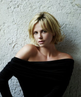 Charlize Theron photo #