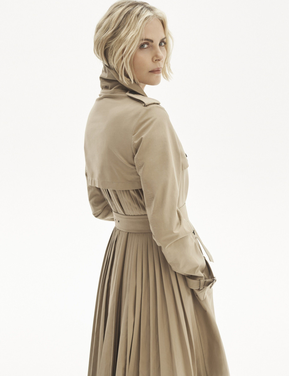 Charlize Theron: pic #1334432