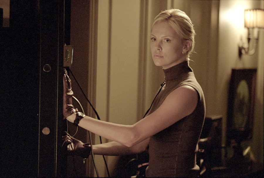Charlize Theron: pic #10817