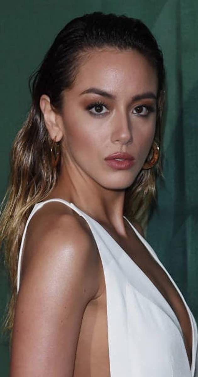 Chloe Bennet: pic #1225849