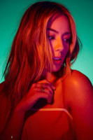Chloe Bennet photo #