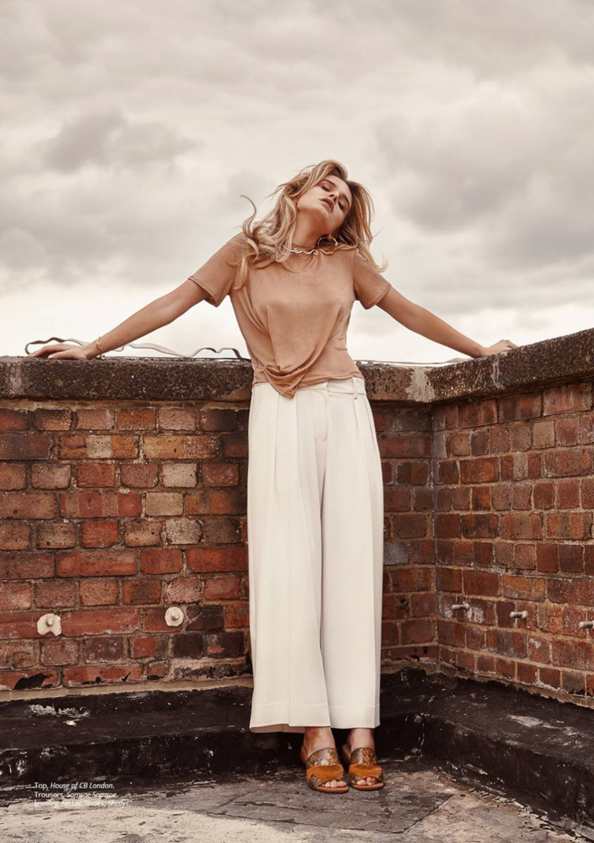 Chloe Lloyd: pic #930663