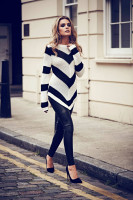 Chloe Lloyd photo #