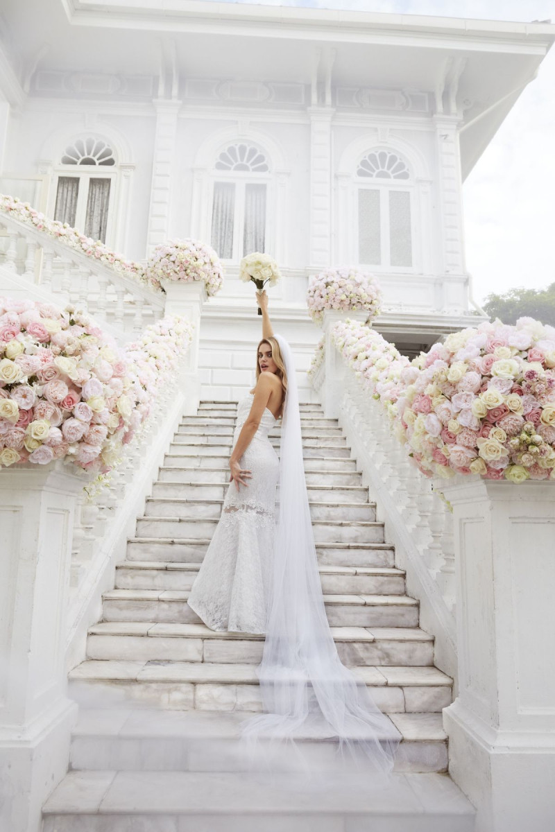 Chloe Lloyd: pic #914609