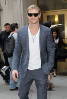 Chris Hemsworth photo #