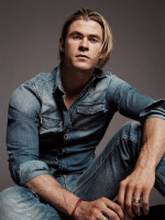 Chris Hemsworth photo #