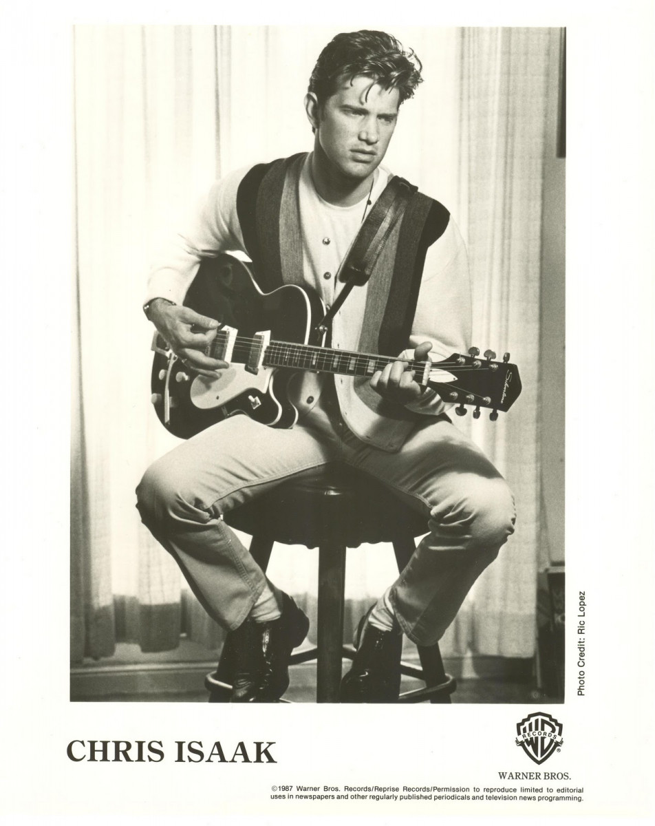 Chris Isaak: pic #365559