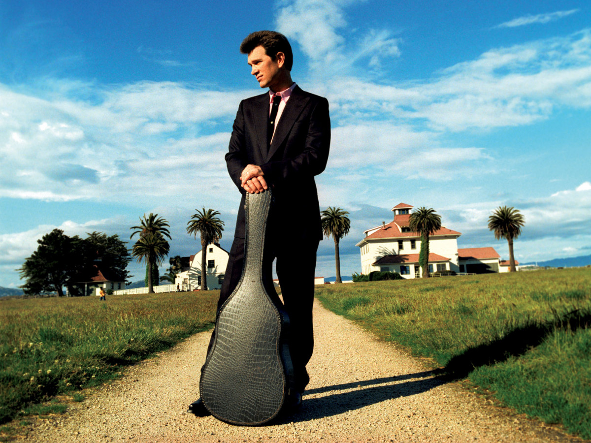 Chris Isaak: pic #176806