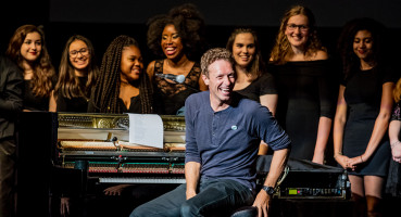Chris Martin photo #