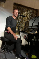 Chris Martin photo #