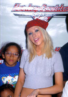 Christina Aguilera photo #