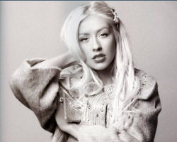 Christina Aguilera photo #