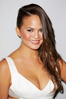 Christine Teigen photo #