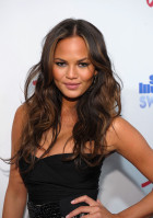 Christine Teigen photo #