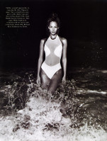 Christy Turlington photo #