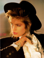 Cindy Crawford photo #