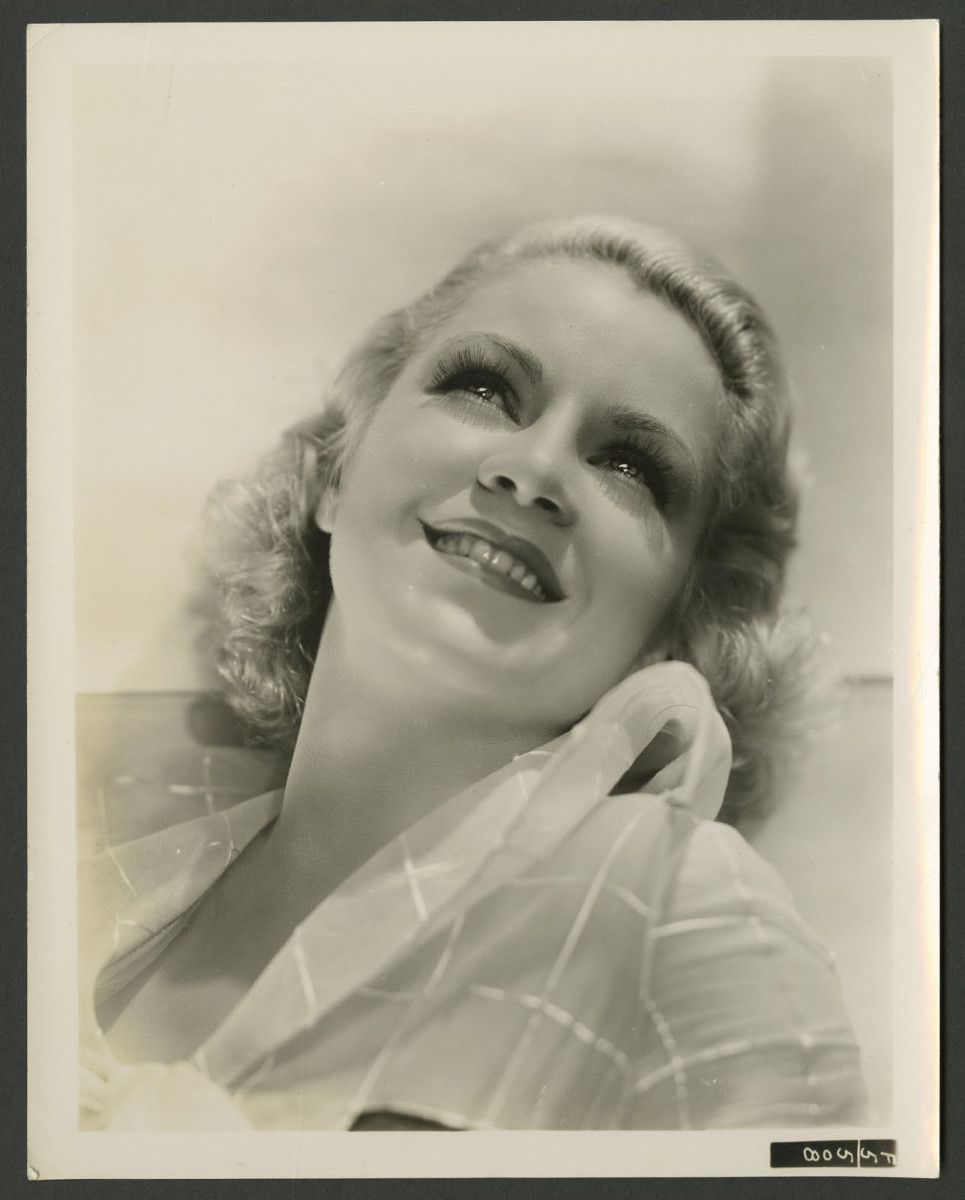 Claire Trevor: pic #379317