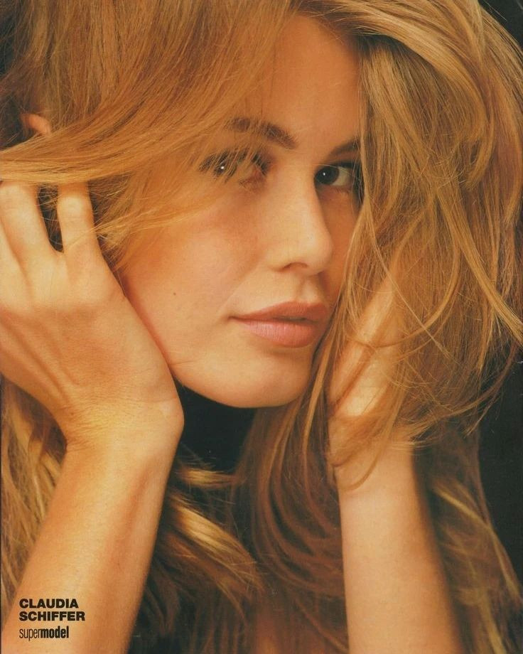 Claudia Schiffer: pic #1339613