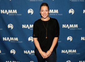 Colbie Caillat photo #