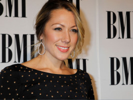 Colbie Caillat photo #