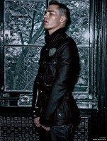 Colton Haynes photo #