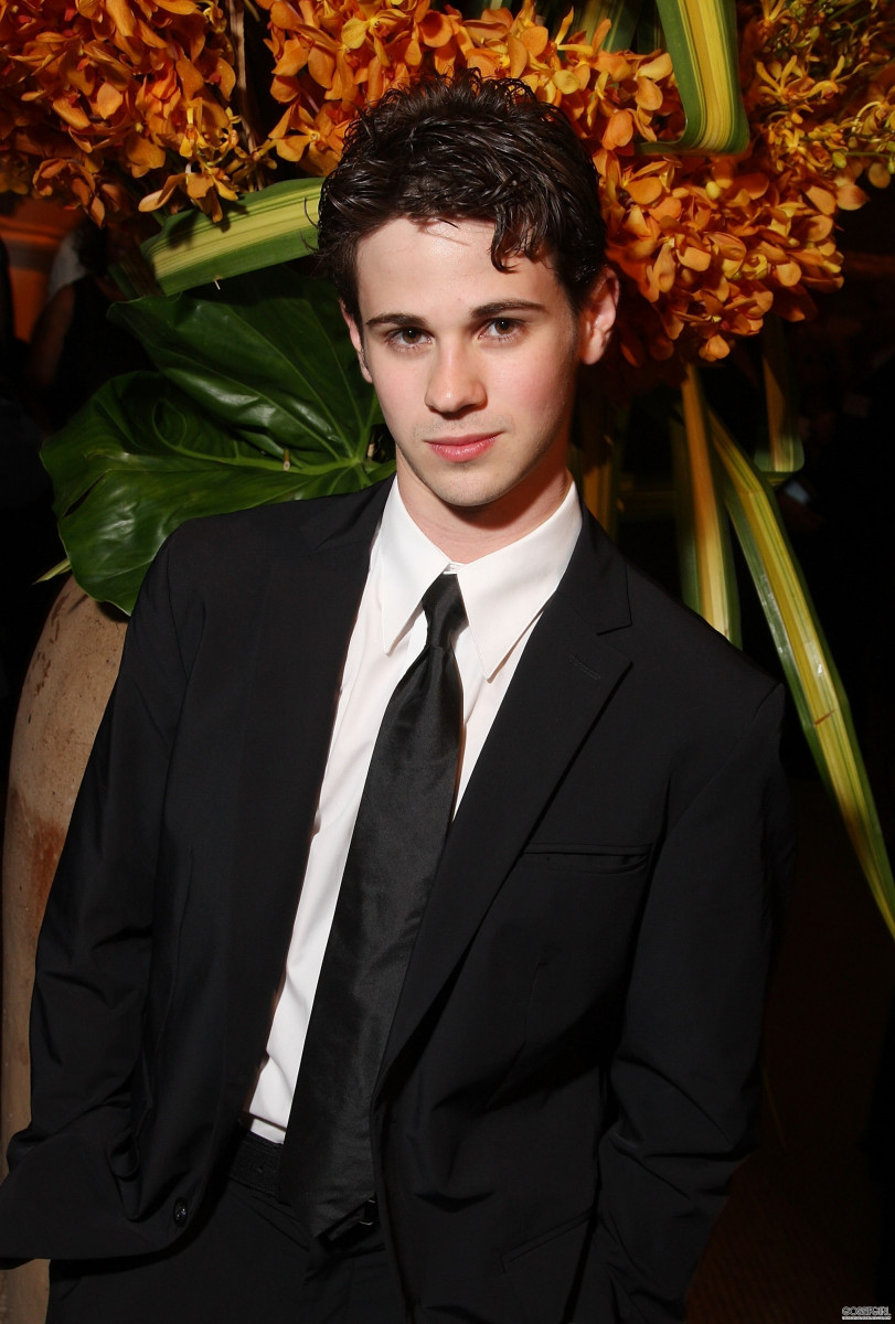 Connor Paolo: pic #439865