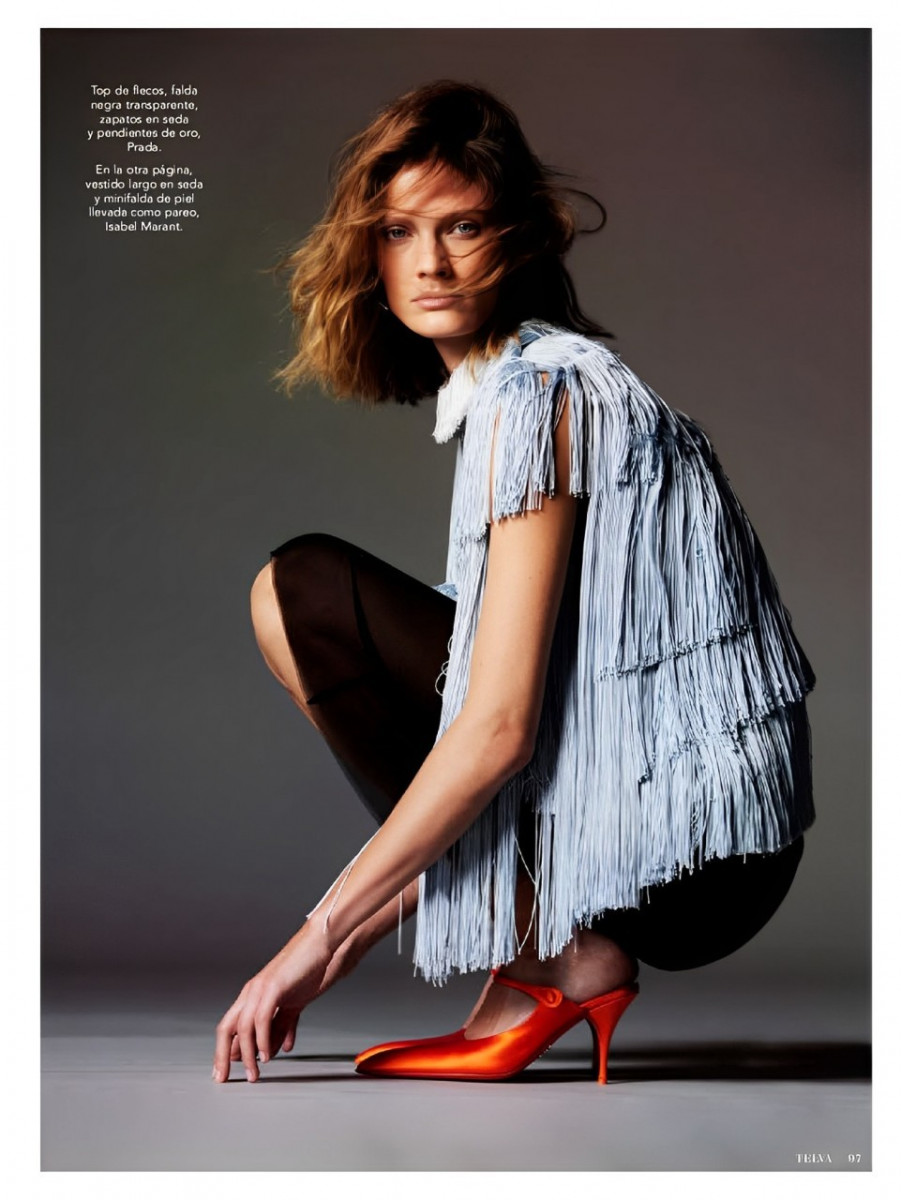 Constance Jablonski: pic #1351199