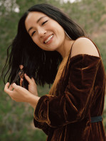 Constance Wu photo #