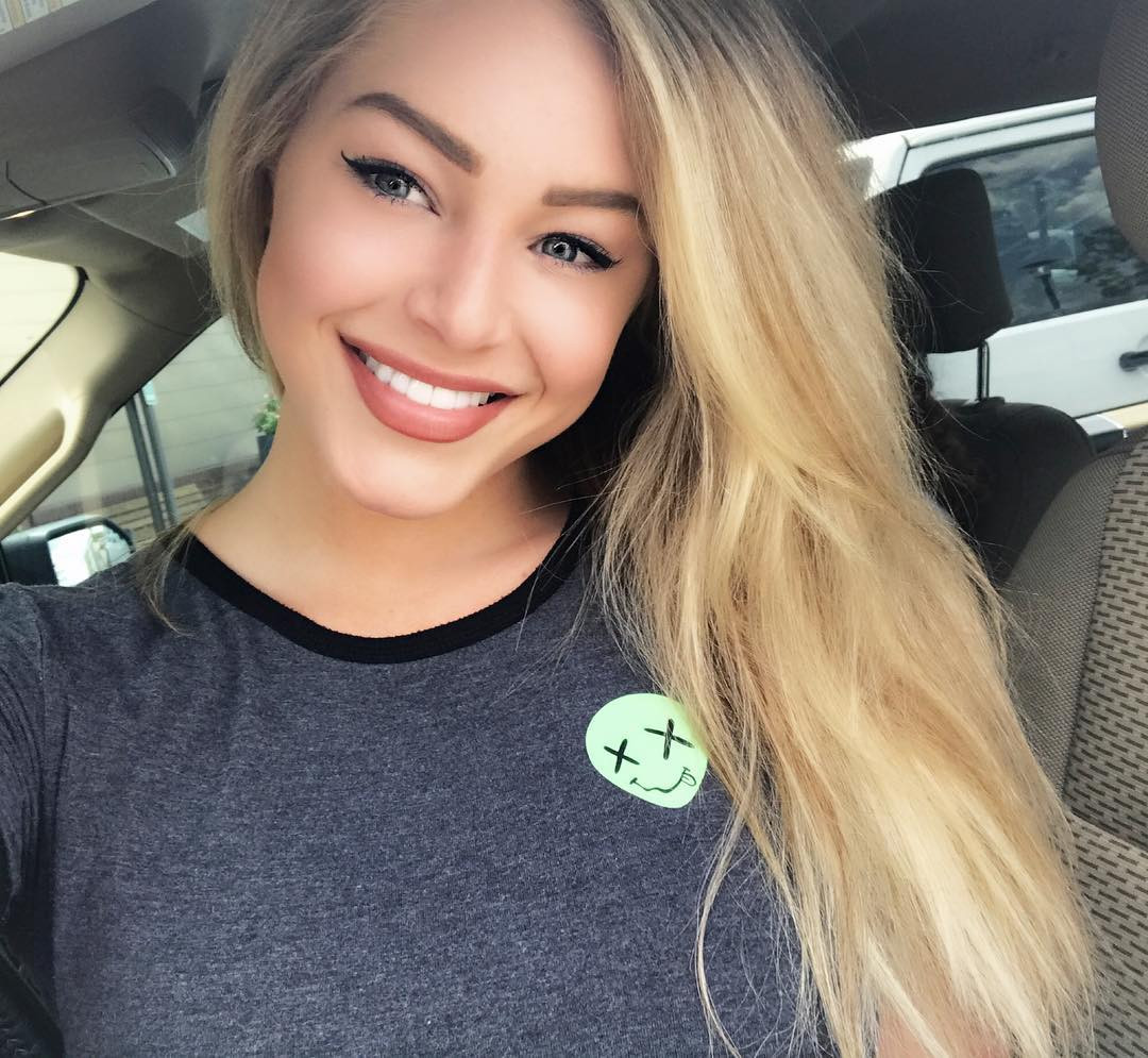 Courtney Tailor: pic #963702