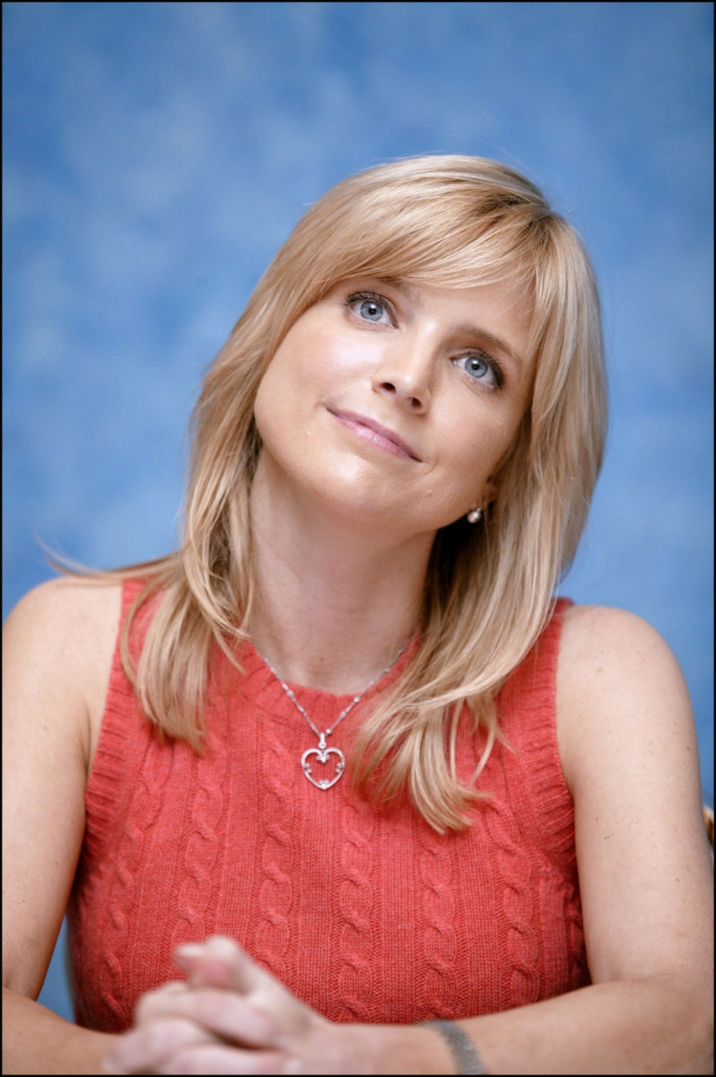 Courtney Thorne-Smith: pic #282063