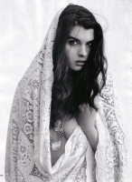 Crystal Renn photo #