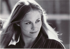 Cybill Shepherd pic #283301