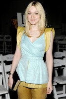 Dakota Fanning photo #