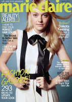 Dakota Fanning photo #