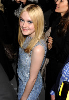 Dakota Fanning photo #