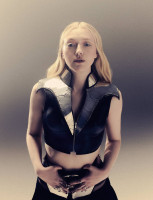 Dakota Fanning photo #