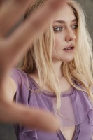 Dakota Fanning photo #