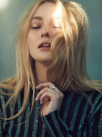 Dakota Fanning photo #