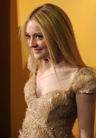 Dakota Fanning photo #