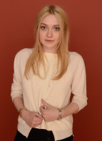 Dakota Fanning photo #