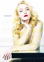 Dakota Fanning photo #