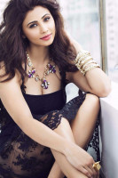 Daisy Shah photo #